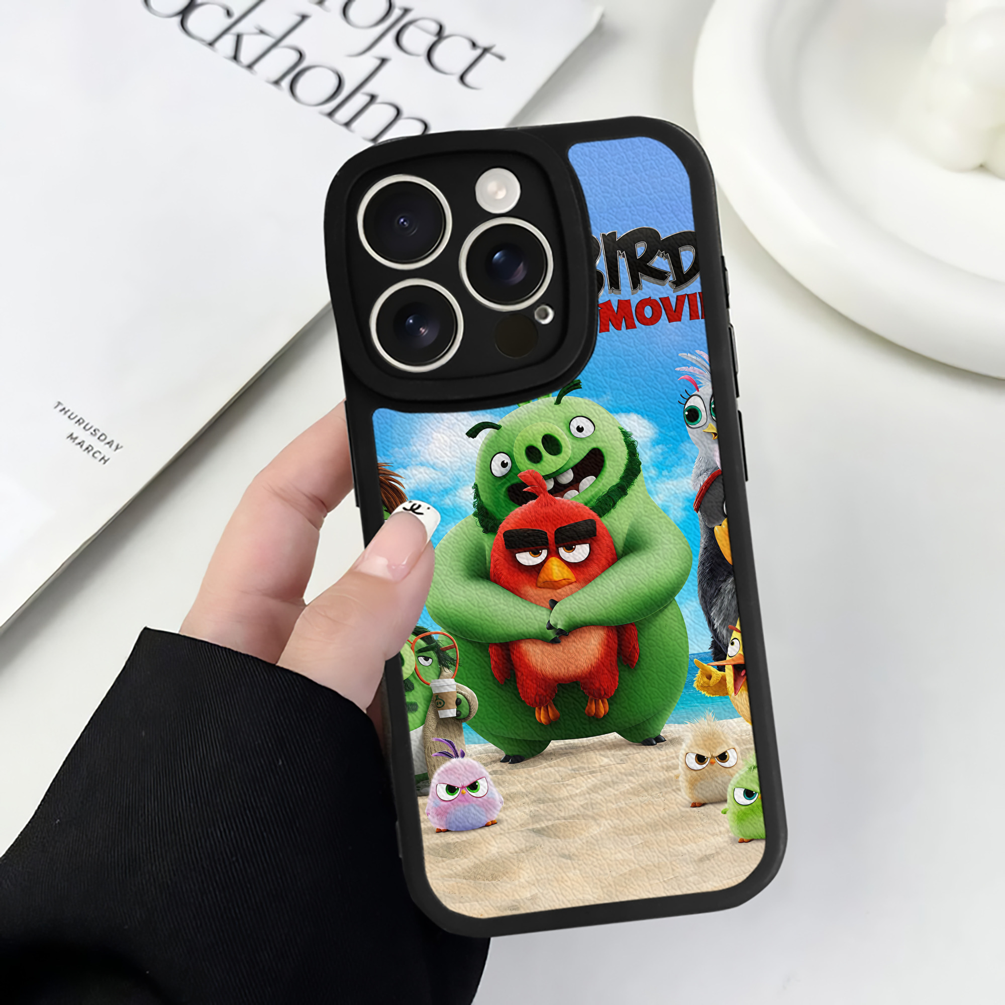 （画像用） Angry Birds アングリーバード 【iPhone 16シリーズ対応】シリコンスマホケース（レザー調） 材質：シリコン